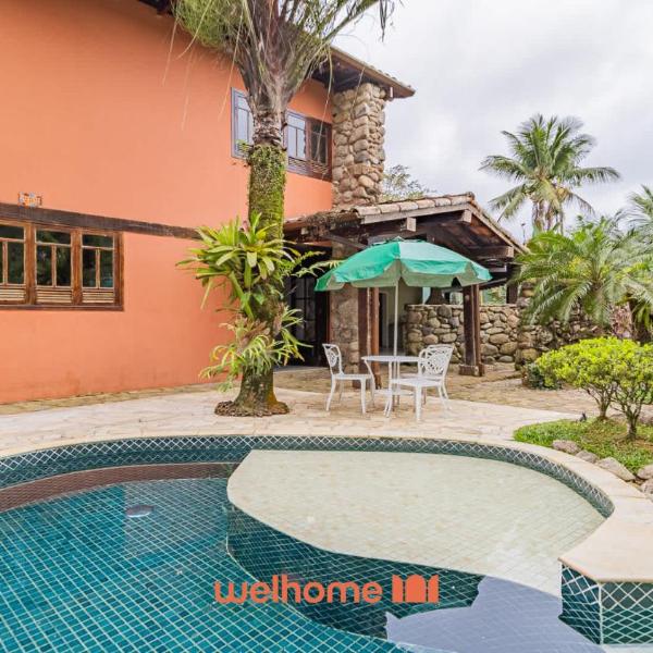 Casa em Itamambuca com piscina e a 280m da praia