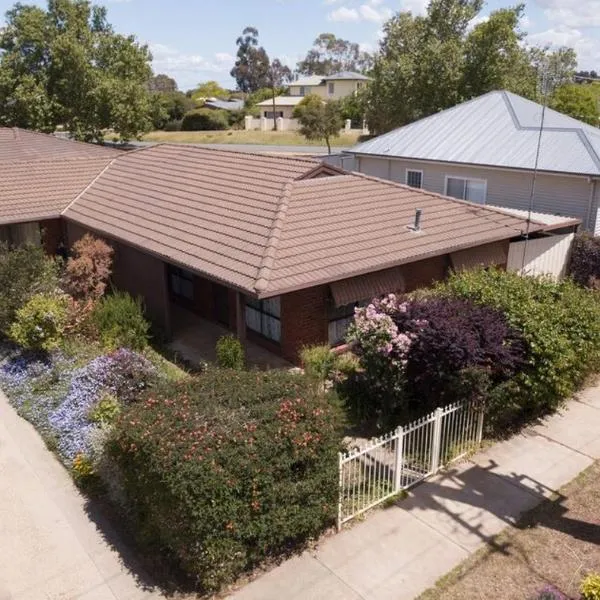 Central Tatura Unit-Walk to Shops & Tatura Park, hótel í Tatura