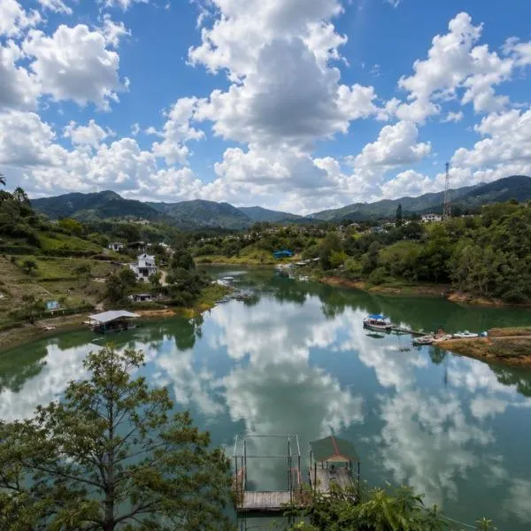 Springfield Ecoloft- Guatapé, hotel a Guatapé
