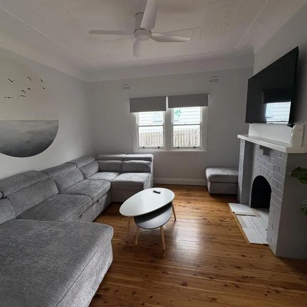 Bligh Street Sage Retreat, Hotel in Wollongong
