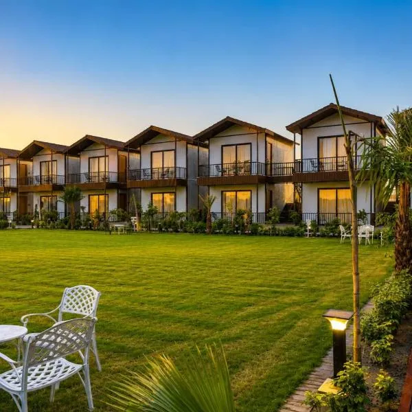 Aayovea Resort Ayodhya Near Ram Mandir & Saryu River, hotell i Ayodhya
