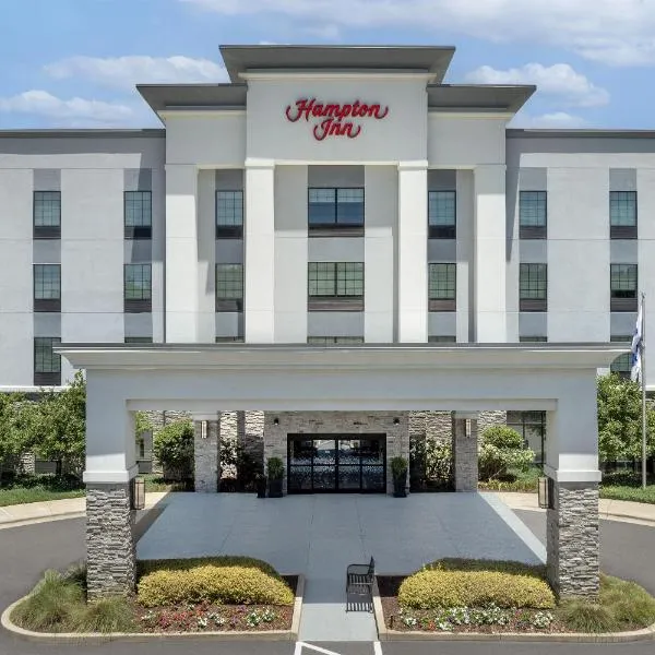 Hampton Inn Kernersville, מלון בקרנרסוויל