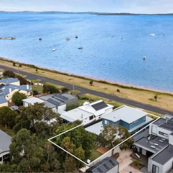 Pukeko Beach House, hótel í Rhyll
