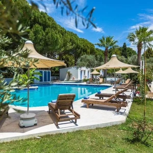 Adella Garden Marina Hotel, hotel i Güvercin Adası