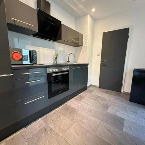 Beautiful Apartment in Mönchengladbach mit Wintergarten, hotel a Mönchengladbach