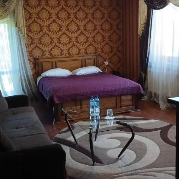 Гостиница Касабланка, отель в Калуше