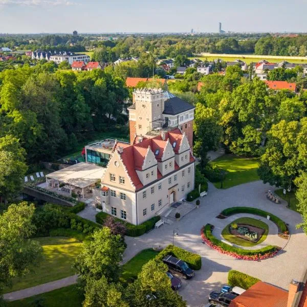 Zamek Topacz, hotel en Wroclaw