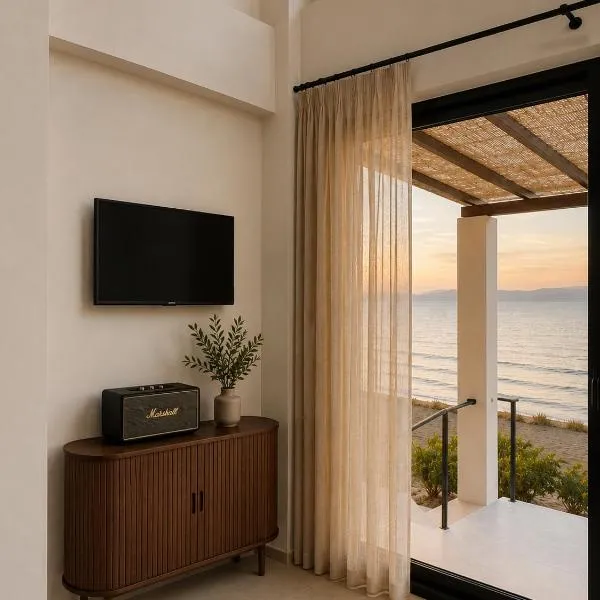 athanasia sea view home front house, hotel a Polykhrono