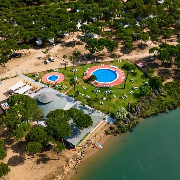 Kampaoh Isla Cristina, hotel v mestu Isla Cristina