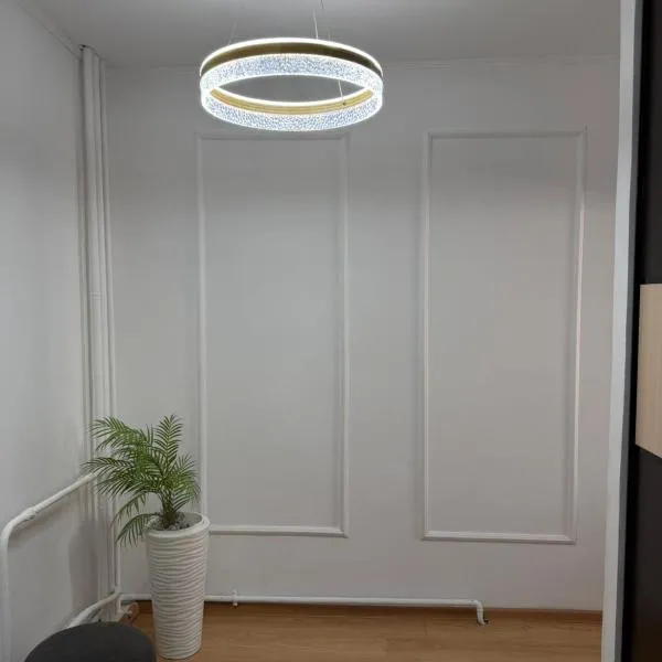 Апартаменты Жаяу Мусы 7А, hotelli kohteessa Pavlodar