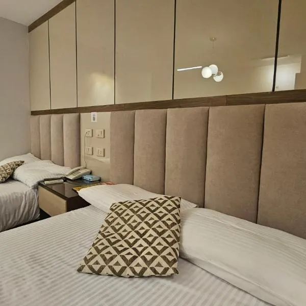 Aura Garden City Hotel、カイロのホテル