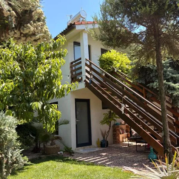 Casa Saga proprietate administrata de o gazda particulara โรงแรมในมันกาเลีย