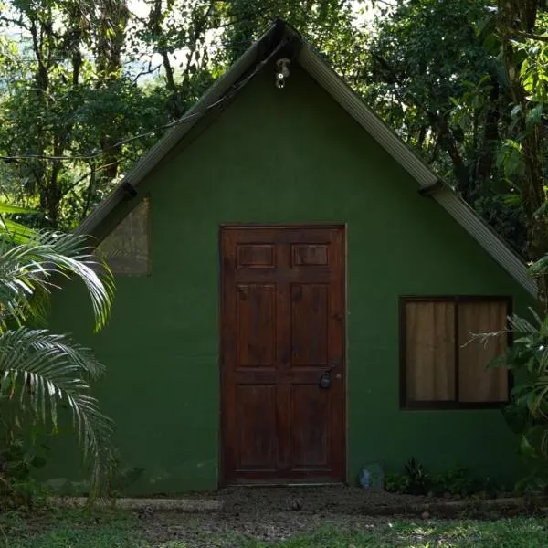 El pilon में, होटल Cabaña Escondida Rio Celeste