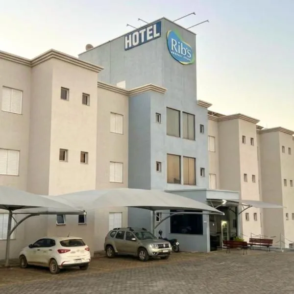 Ribs Hotel, hotel sa Piuí