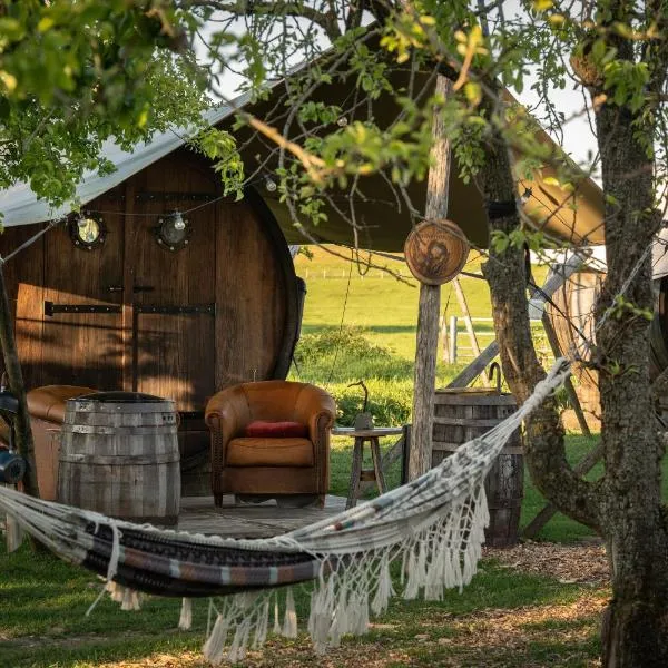 Tiny Wineyhouse no 1, hotel in Zennewijnen