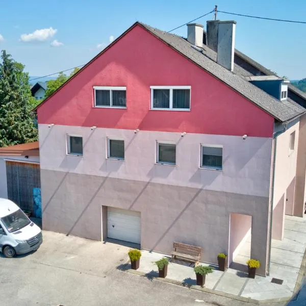 Gästehaus Leimer Bräu, ξενοδοχείο σε Lenzing