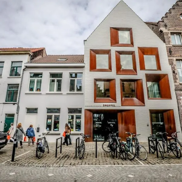 Snuffel Youth Hostel, khách sạn ở Brugge