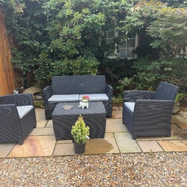 Da Vinci Guest House & Guest Parking, A Real Gem, hotell Crawley's
