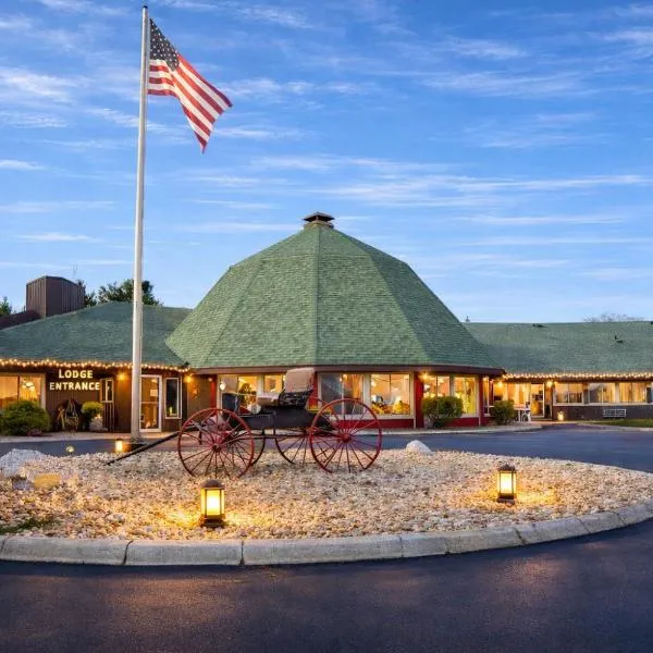 Round Barn Lodge，綠灣的飯店
