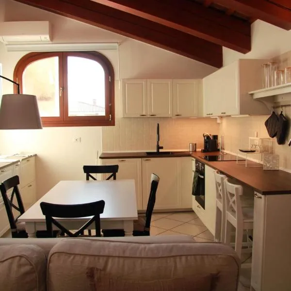 MELIOR VIA Apartments, хотел в Tribano