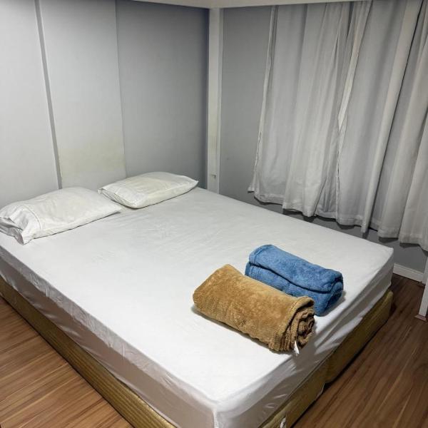 1-bedroom apartment in Copacabana, one block from the beach