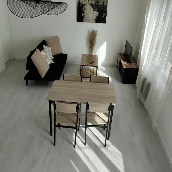 appartement cosi, hotel u gradu 'Lillers'