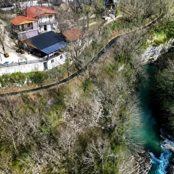 Martvili canyon cottage: Martvili şehrinde bir otel