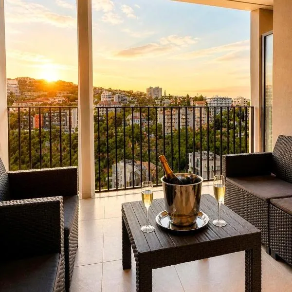 Luxury Modern Flat NICE & Panoramic View & WIFI, hotel a Niça
