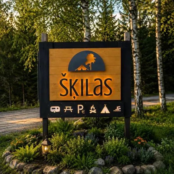 Šķilas, hotel di Pērkone
