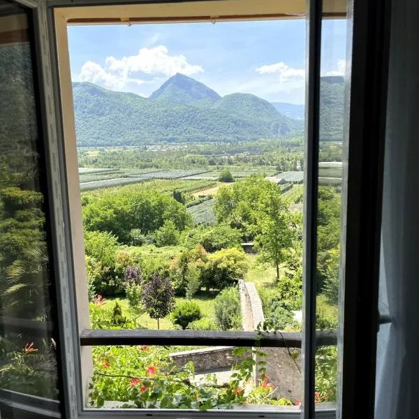 L'estive de Doris, hotel in Remollon