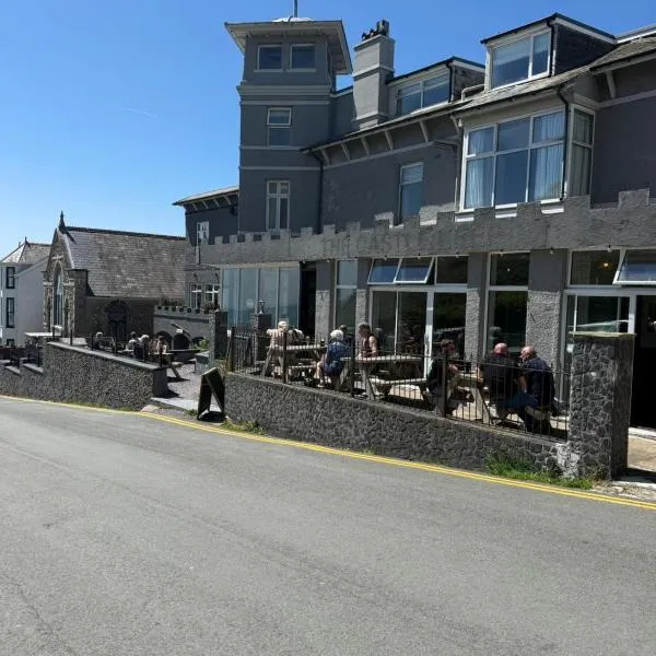 The Marine Hotel, ξενοδοχείο σε Criccieth