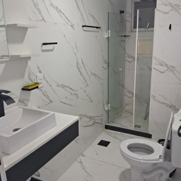 Apto Completo - Praia do Forte Cabo Frio - Espaçoso e Bem Localizado - Foto 3