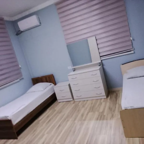 Osh Guesthouse Comfort, hotel v mestu Osh