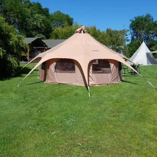 Romala's Home Tijdelijke Yurt Tent, hotel v destinaci Kiel
