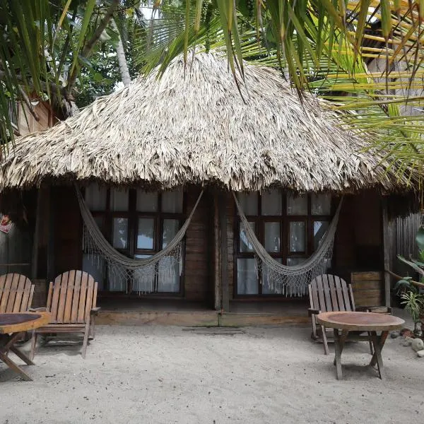 Chill and Surf Mendihuaca, hotel in Santa Marta