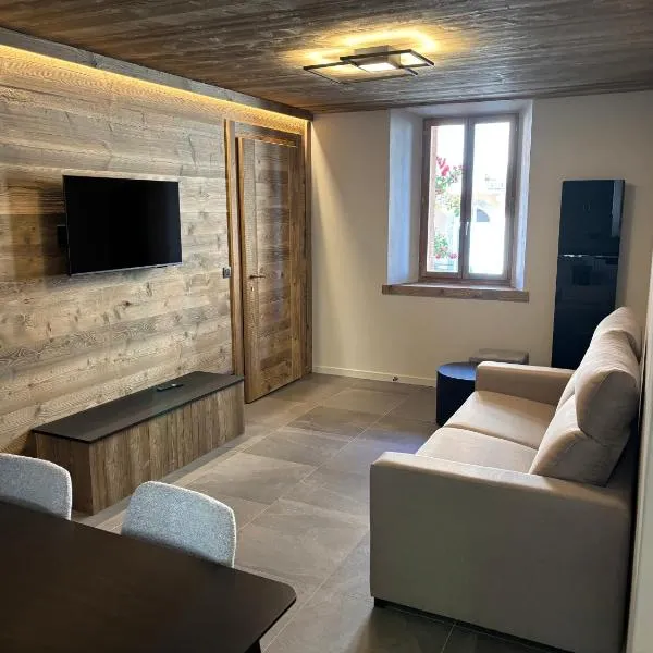 Mont Joly 2, hotel Le Baplieu városában