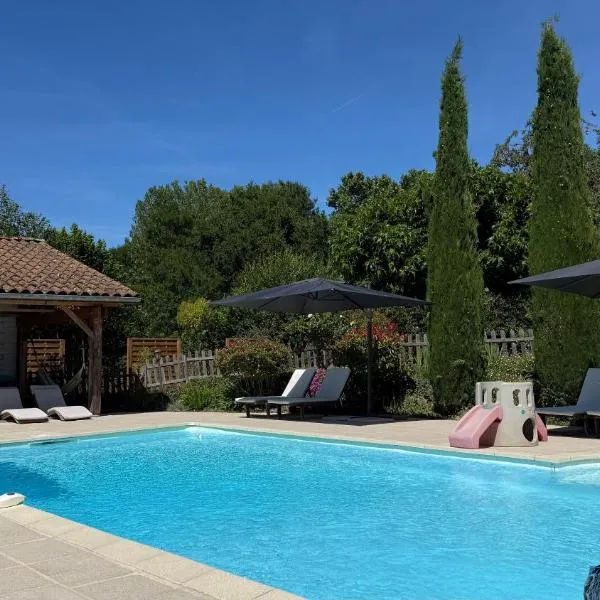 Villa L'Hermitière - 4 étoiles, хотел в Oytier-Saint-Oblas