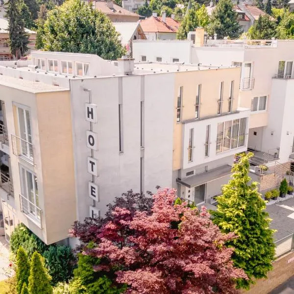 Hotel ANTARES, hotel en Bratislava