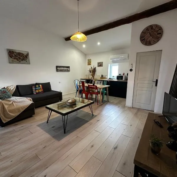 Loft chaleureux et confortable style Industriel, hótel í Bouillargues