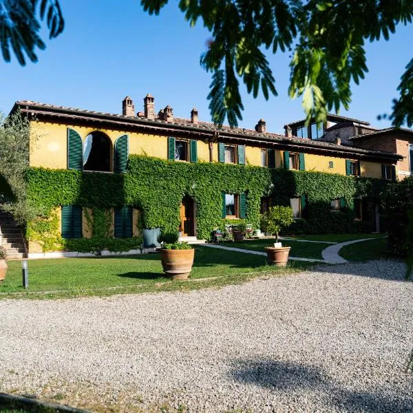 Villa Santa Chiara, hotel v Sieně
