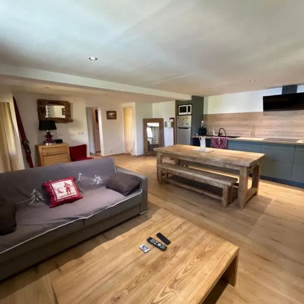 Appartement paisible près des pistes de ski 4 pers, hotel em Fontrabiouse