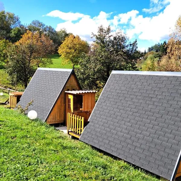 Biološki glamping po metodi Rudolfa Steinerja, Bio kmetija Ropret Stegne & Center za naravno otroštvo in družino, hotell sihtkohas Šmartno na Pohorju