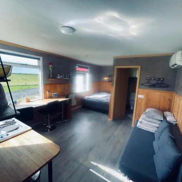 Vestra-Fíflholt cabin 3、ハヴォルスヴォルールのホテル