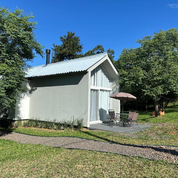 Cabana Charmosa em Condomínio Rural