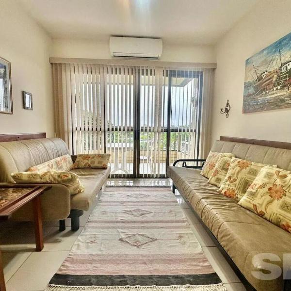 Apartamento com Varanda na Riviera de São Lourenço Excelente Localização