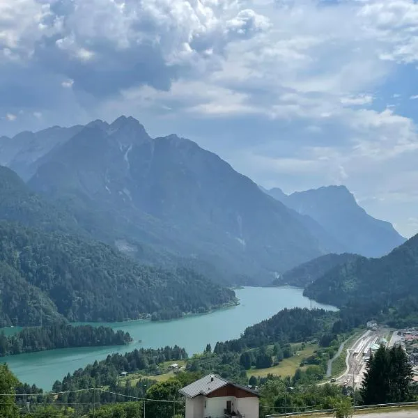 Casa Cadore Grea, hotel en Grea