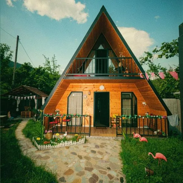 Mountain Cottage - Ananuri, hotel em Tsikhisdziri