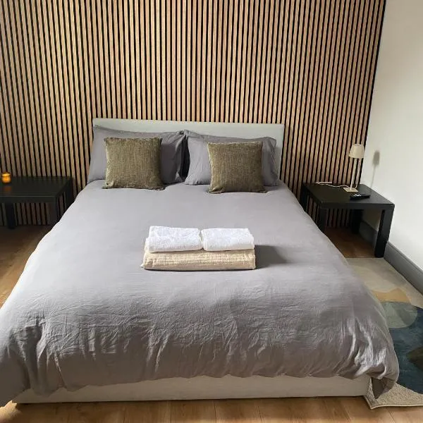 Modern Apartment in the Heart of Town, hotel in Cahersiveen