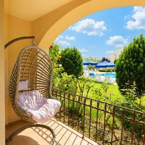 Spacious 3BR Sea View Apt - Ground Fl - 50m to Sea โรงแรมในโทโพลา