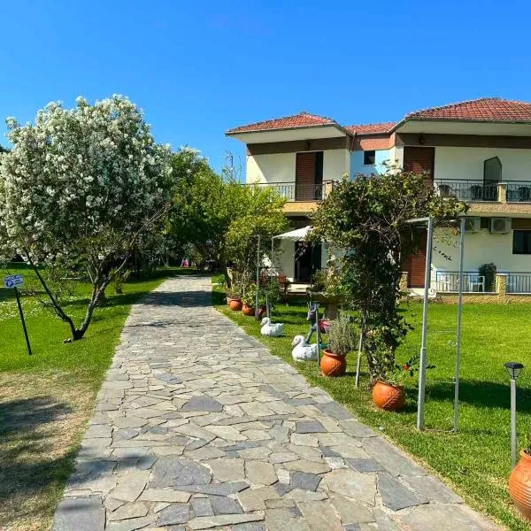 LEFKADIOS HERN studios, hotel in Lefkada